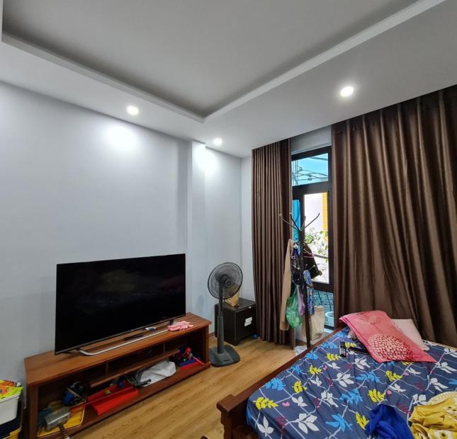 Bán nhà Minh Khai , cơ hội có 102 , 51m2 , 5,1 tỷ , Nhà dân xây chắc chắn , tiện ra ô tô