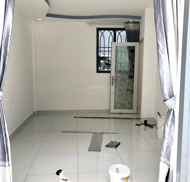 ♥️♥️ Nhà đẹp Gần chợ Phạm Văn Hai, nội thất cao cấp, 2 lầu 3 phòng ngủ