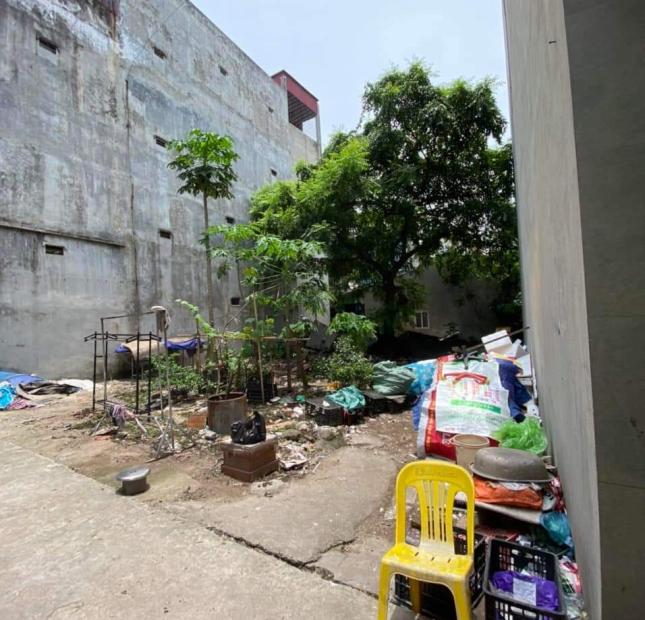 Bán đất lô góc phố Tô Ngọc Vân,diện tích 100m2,giá 22 tỷ