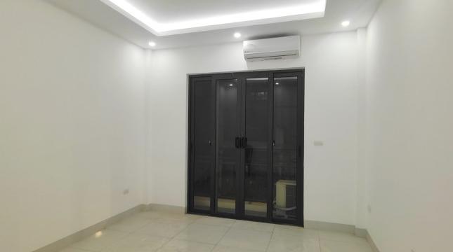 Bán nhà Bát Khối,Long Biên 44m,5 tầng oto tránh,kinh doanh nhỉnh 5 tỷ
