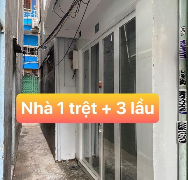 Bán nhà Đỗ Quang Đẩu, Q1, 14m2 đất, 3 tầng, 2PN, sổ hồng riêng, 3,4 tỉ