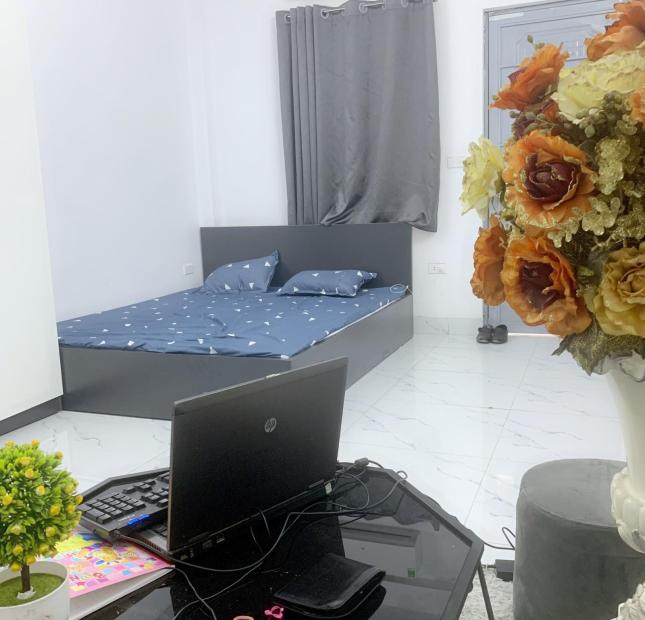 CHo Thuê Nhà rộng 35m2 giá chỉ 3.2tr/th tại 914 Kim Giang full nội thất, uu tiên người ở tỉnh lẻ
