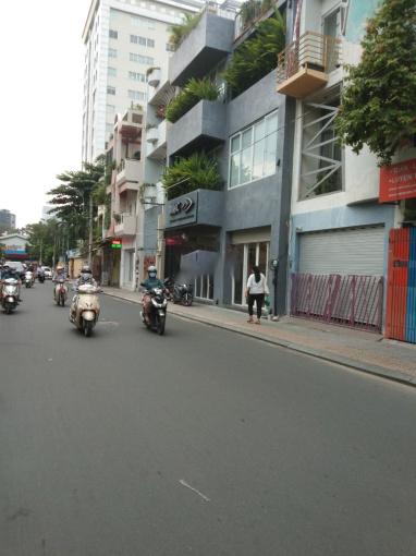 Bán nhà góc 2 mặt tiền Phan Liêm Q1 6x9.3 1T2L đối diện Công viên Lê Văn Tám