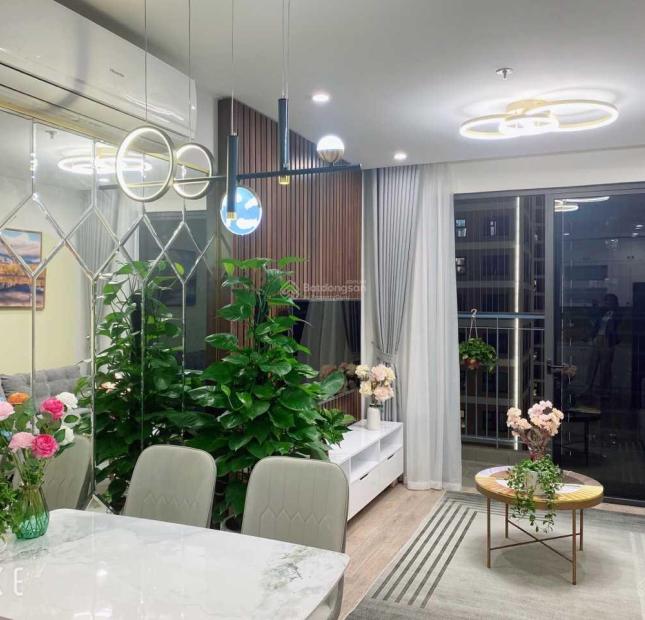 NHỈNH 5.5 TỶ CÓ NGAY SIÊU PHẨM TẠI TRUNG TÂM THẠCH BÀN -VỊ TRÍ VÀNG-KINH DOANH-GARA OTO- GIAO THÔNG, ĐIỆN ĐƯỜNG TRƯỜNG TRẠM BAO QUANH