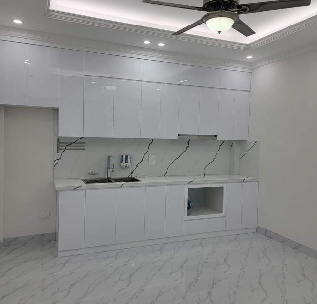 CHÍNH CHỦ BÁN GẤP NHÀ PL TRẦN QUỐC HOÀN CẦU GIẤY NGÕ THÔNG Ô TÔ >16 TỶ 61M 6T