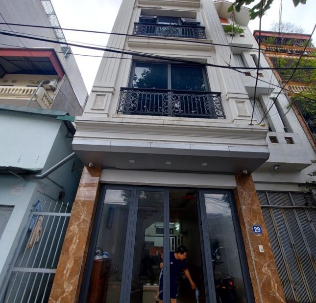 Bán nhà Chu Huy Mân,Long biên 52m2,5 tầng,Mt4m oto tránh chỉ 8 tỷ