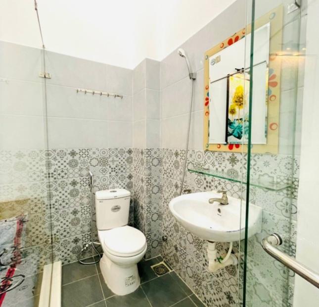 23112938- nhà mới 100%, Hẻm 3m thông, CMT8 Ph.15, 34m2, 2 tầng 2PN 2WC, CHỈ 3.8 tỷ còn TL